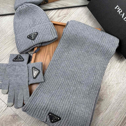 THREE-PIECES SET IN SMOKE GRAY WOOL AND ACRYLIC 406559