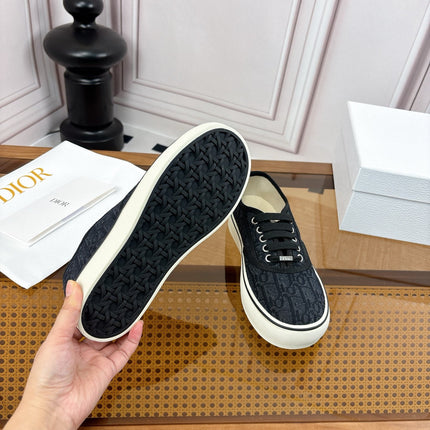 DIOR 26S LOW TOP SNEAKERS IN BLACK OBLIQUE CANVAS WITH RUBBER SOLE