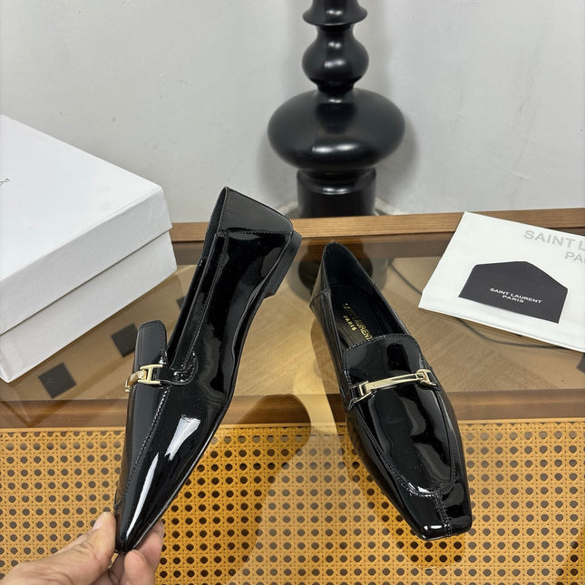YSL 26S SQUARE-TOE LOAFERS IN BLACK GLOSSY CALFSKIN WITH METAL BAR