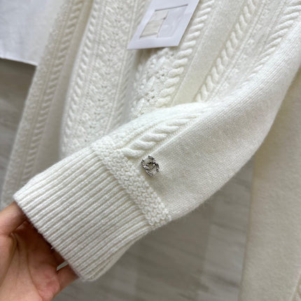 CHANEL 26S SWEATER 677