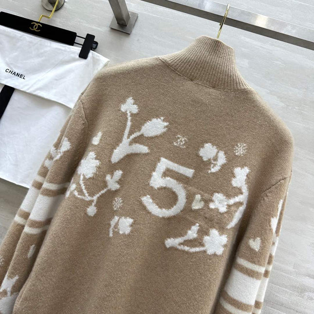 CHANEL 26S TURTLENECK SWEATER 676