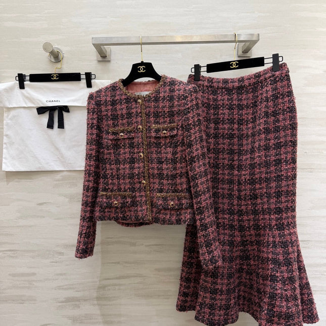 CHANEL 26S WOOL JACKET AND SKIRT SET 925