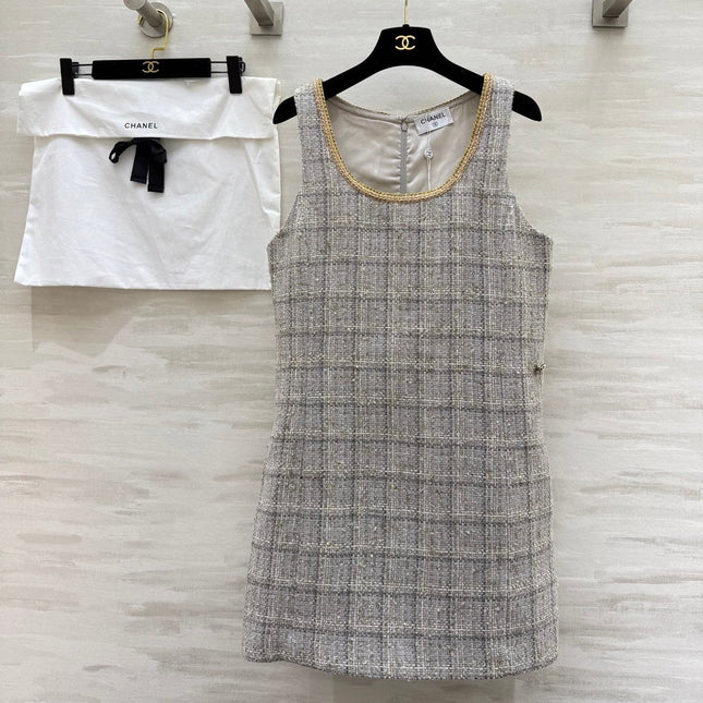 CHANEL 26S WOOL DRESS 921