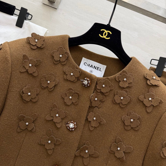 CHANEL 26S WOOL JACKET AND SKIRT SET 869