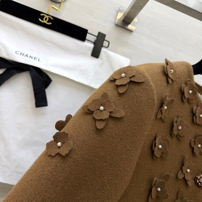 CHANEL 26S WOOL JACKET AND SKIRT SET 869