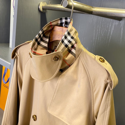 BURBERRY 25S TRENCH COAT 237