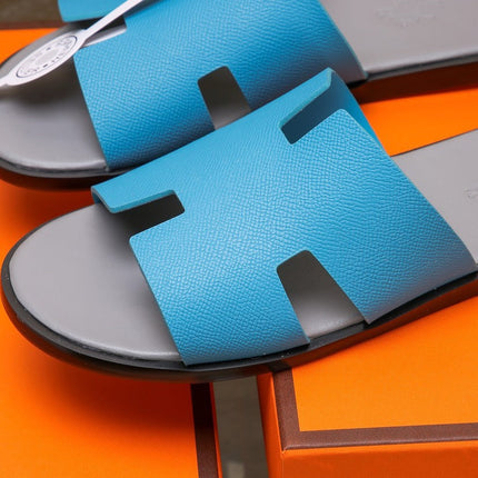 HM IZMIR SANDAL GRAY AND CERULEAN CALFSKIN