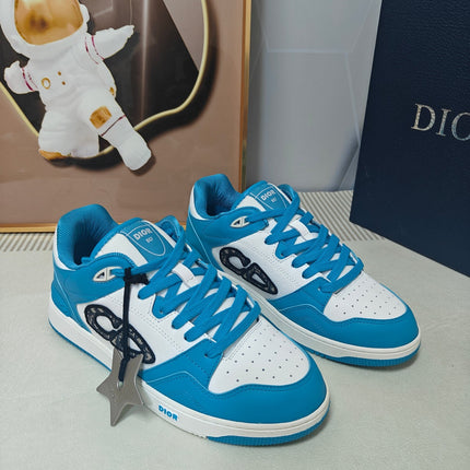 DIOR 26S LOW-TOP SNEAKER IN BLUE AND WHITE CALFSKIN