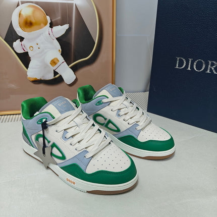 DIOR 26S LOW-TOP SNEAKER IN WHITE AND GREEN CALFSKIN