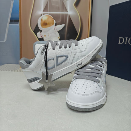 DIOR 26S LOW-TOP SNEAKER IN WHITE AND GREY CALFSKIN