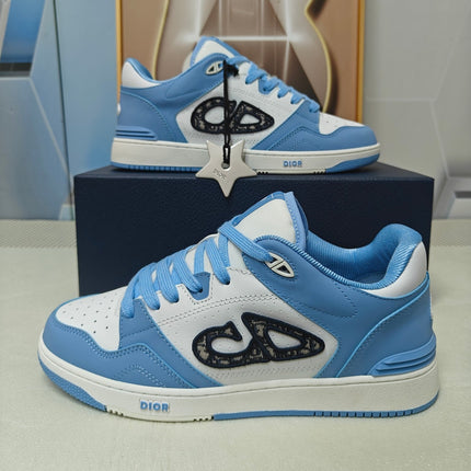 DIOR 26S LOW-TOP SNEAKER IN WHITE AND BLUE CALFSKIN