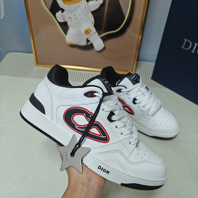 DIOR 26S LOW-TOP SNEAKER IN WHITE AND BLACK CALFSKIN