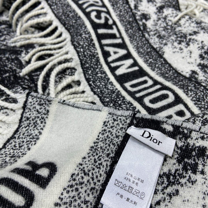 SQUARE SCARF 140 CM IN BLACK MIX WHITE MONOGRAM CASHMERE AND WOOL 416918