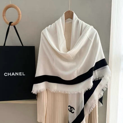 CHANEL 26S SCARF 140 IN SILK AND CASHMERE 504385