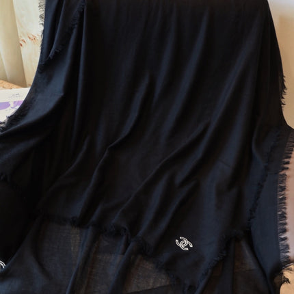 CHANEL 26S SCARF 200 IN CASHMERE 509145
