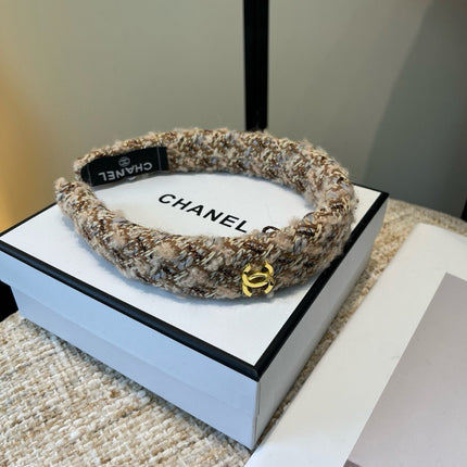 CHANEL 26S HEADBAND IN BEIGE AND BROWN TWEED 505321