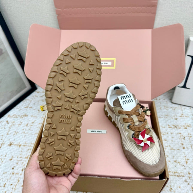 MIUMIU 26S CHARM SNEAKERS IN BROWN SUEDE AND WHITE MESH