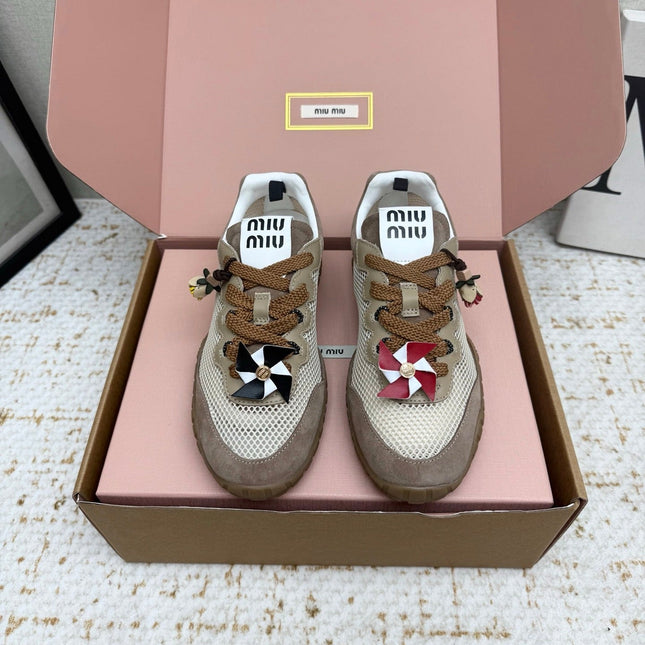 MIUMIU 26S CHARM SNEAKERS IN BROWN SUEDE AND WHITE MESH