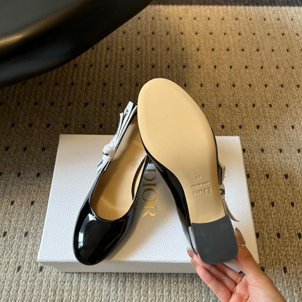 DIOR 26S HIGH HEELS 80 MM IN BLACK PATENT CALFSKIN WITH RIBBON BOW