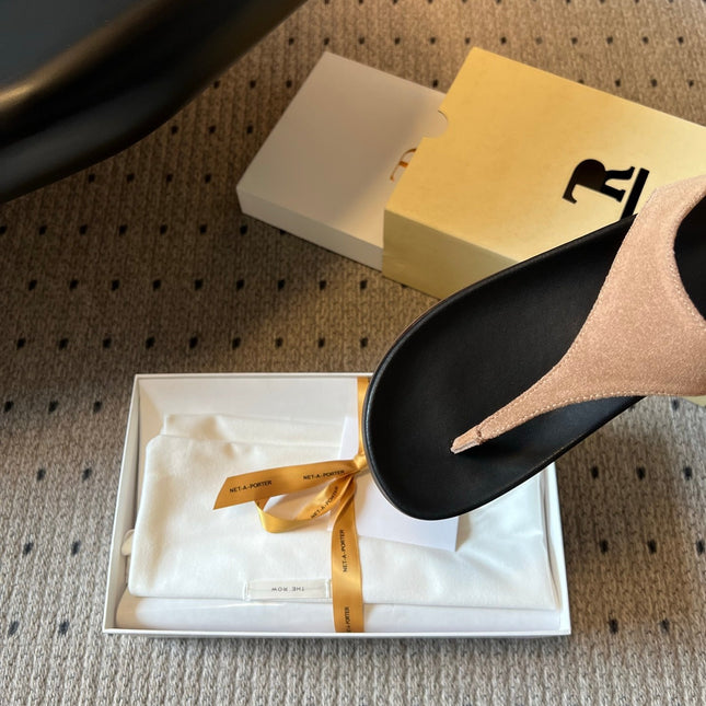 THE ROW 26S THONG SANDALS IN LIGHT BROWN SUEDE
