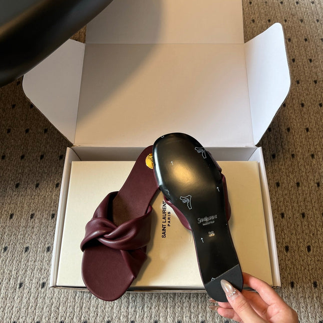 YSL 26S TWISTED-STRAP FLAT SANDALS IN DARK RED LAMBSKIN