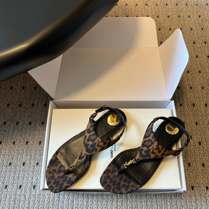 YSL 26S WIDE-STRAP THONG SANDALS IN LEOPARD PRINT FABRIC