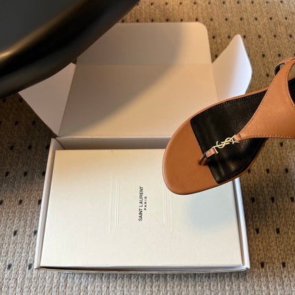 YSL 26S WIDE-STRAP THONG SANDALS IN BROWN CALFSKIN