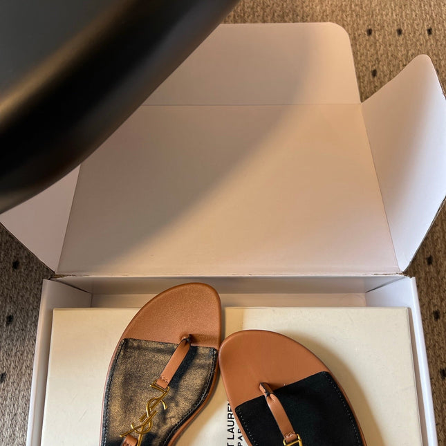 YSL 26S THONG SANDALS IN BROWN CALFSKIN WITH GOLD HARDWARE