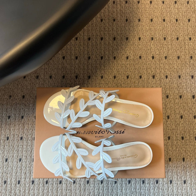 GIANVITO ROSSI 26S SANDALS IN WHITE LAMBSKIN