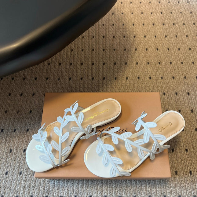 GIANVITO ROSSI 26S SANDALS IN WHITE LAMBSKIN