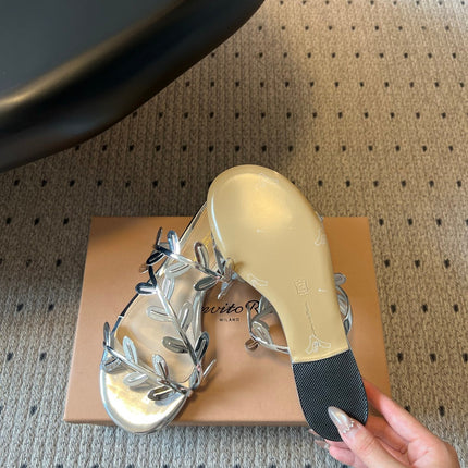GIANVITO ROSSI 26S SANDALS IN SILVER LAMBSKIN