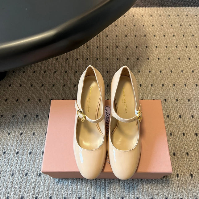 GIANVITO ROSSI 26S MARY JANE HEELS 85 MM IN BEIGE PATENT CALFSKIN