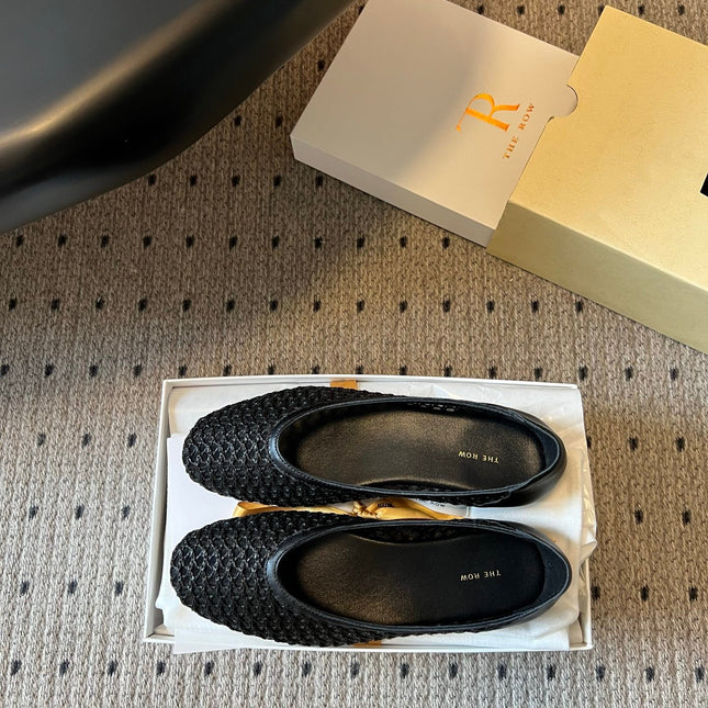 THE ROW 26S BALLET FLATS IN BLACK MESH