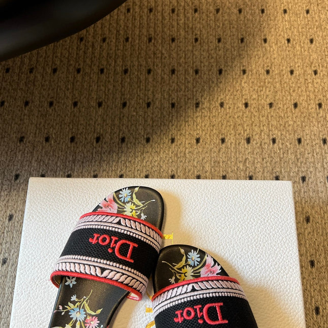 DIOR 26S SLIDES DWAY IN BLACK RED EMBROIDERED CANVAS WITH LOGO & FLORAL PRINT FOOTBED