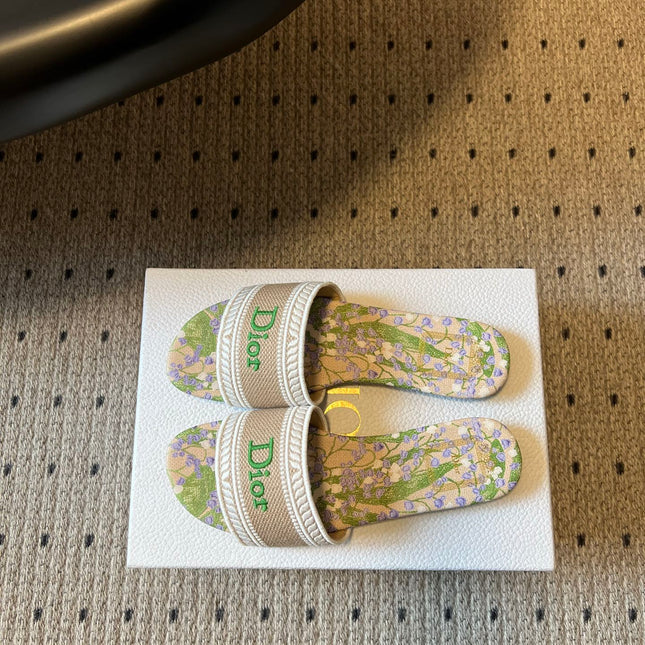 DIOR 26S SLIDES DWAY IN BEIGE GREEN EMBROIDERED CANVAS WITH LOGO & FLORAL PRINT FOOTBED