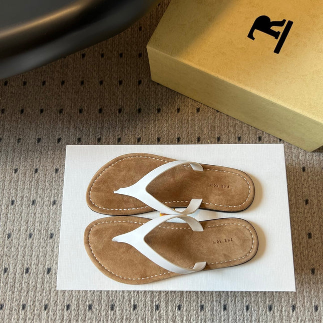 THE ROW 26S THONG SANDALS IN WHITE CALFSKIN AND SUEDE