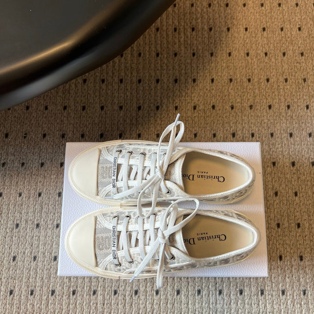DIOR 26S LOW-TOP SNEAKER 50MM IN LIGHT GREY OBLIQUE EMBROIDERED CANVAS