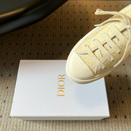 DIOR 26S LOW-TOP SNEAKER 50MM IN LIGHT YELLOW OBLIQUE EMBROIDERED CANVAS