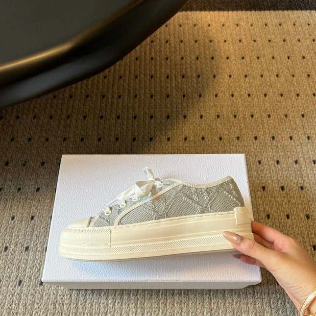 DIOR 26S LOW-TOP SNEAKER 50MM IN BLUE GREY OBLIQUE EMBROIDERED CANVAS