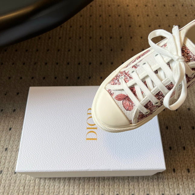 DIOR 26S LOW-TOP SNEAKER 50MM IN WHITE AND RED OBLIQUE EMBROIDERED CANVAS