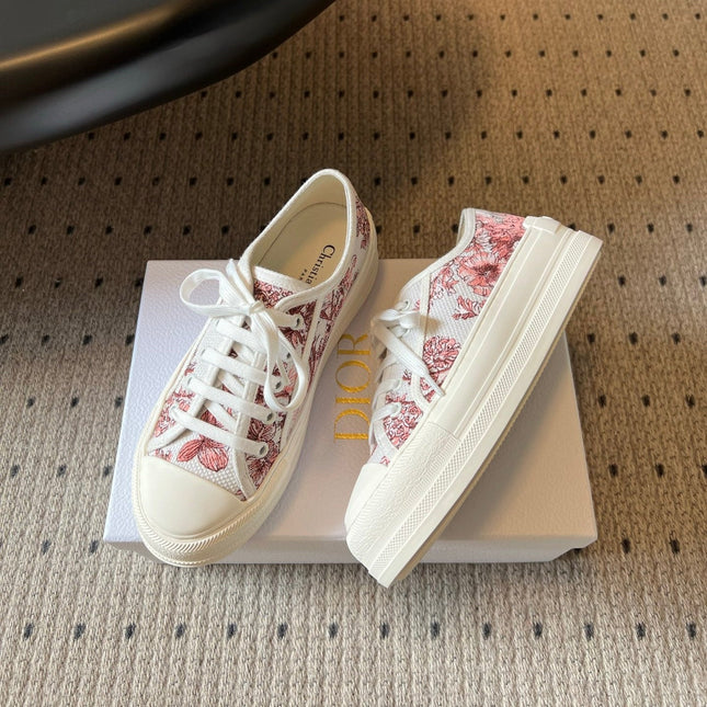 DIOR 26S LOW-TOP SNEAKER 50MM IN WHITE AND RED OBLIQUE EMBROIDERED CANVAS