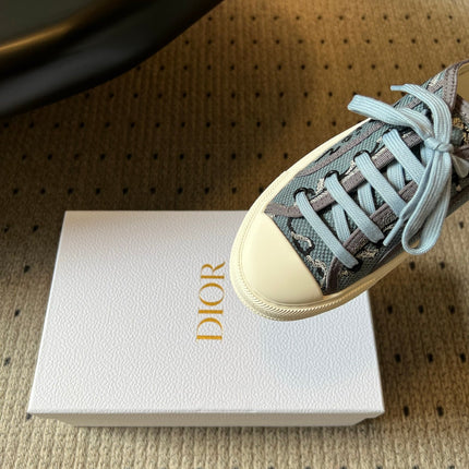 DIOR 26S LOW-TOP SNEAKER 50MM IN BLUE OBLIQUE EMBROIDERED CANVAS