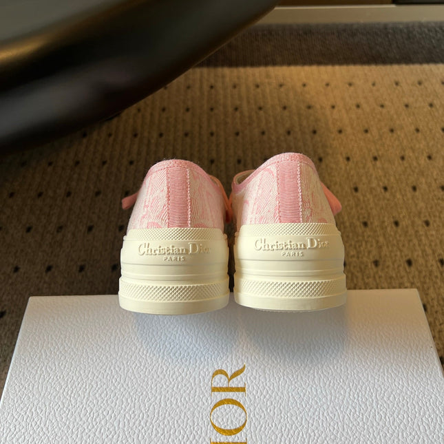 DIOR 26S LOW-TOP SNEAKER 50MM IN LIGHT PINK OBLIQUE EMBROIDERED CANVAS