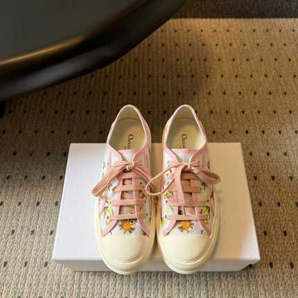 DIOR 26S LOW-TOP SNEAKER 50MM IN WHITE AND PINK EMBROIDERED CANVAS