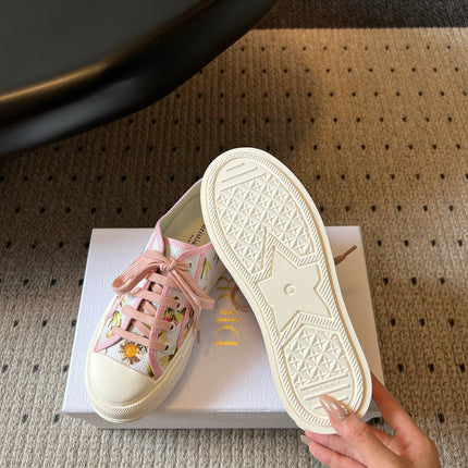 DIOR 26S LOW-TOP SNEAKER 50MM IN WHITE AND PINK EMBROIDERED CANVAS