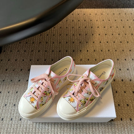 DIOR 26S LOW-TOP SNEAKER 50MM IN WHITE AND PINK EMBROIDERED CANVAS