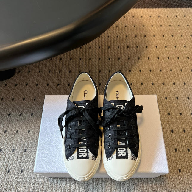DIOR 26S LOW-TOP SNEAKER 35MM IN BLACK OBLIQUE EMBROIDERED CANVAS