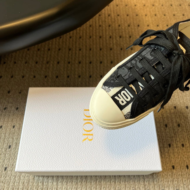 DIOR 26S LOW-TOP SNEAKER 35MM IN BLACK OBLIQUE EMBROIDERED CANVAS