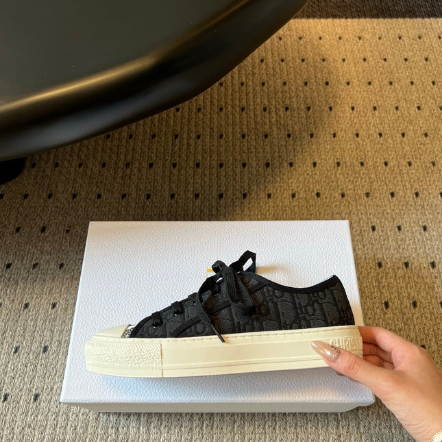DIOR 26S LOW-TOP SNEAKER 35MM IN BLACK OBLIQUE EMBROIDERED CANVAS