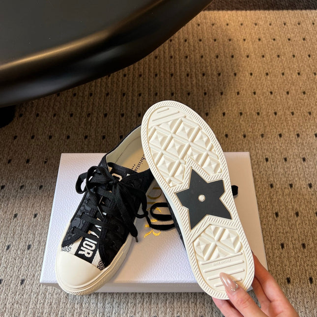 DIOR 26S LOW-TOP SNEAKER 35MM IN BLACK OBLIQUE EMBROIDERED CANVAS